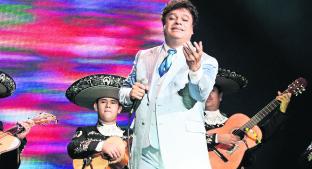 Juan Gabriel y el supuesto origen extraterrestre que reveló en una canción. Noticias en tiempo real