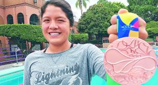 La morelense, medalla de bronce en Barranquilla, vuelve a la alberca que la vio nacer. Noticias en tiempo real