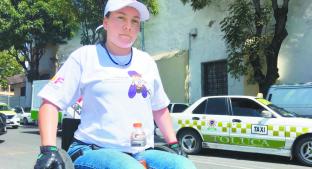 Caída dejó inválida a una joven y ahora lucha por una vida independiente, en Toluca. Noticias en tiempo real