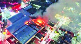 Incendio consume locales del mercado Benito Juárez, en el barrio El Tepetate. Noticias en tiempo real