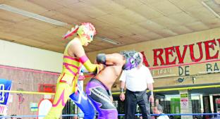 Fussion debuta con victoria en la lucha libre profesional . Noticias en tiempo real