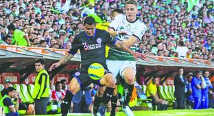 El invicto Cruz Azul enfrentará a Santos Laguna, que llevan tres victorias en casa. Noticias en tiempo real