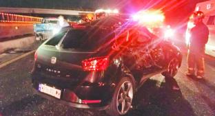 Mortal choque entre automóvil y camioneta, en autopista México - Pachuca. Noticias en tiempo real