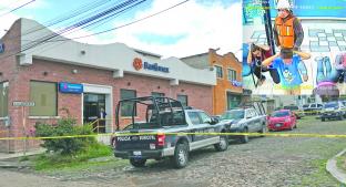 Hombres disfrazados de obreros asaltan banco en El Marqués. Noticias en tiempo real