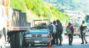 Choque mortal descabeza a copiloto, en Tenango del Valle. Noticias en tiempo real