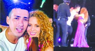 Shakira defiende a fan en el Estadio Azteca. Noticias en tiempo real