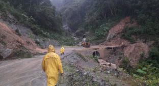 Fuertes lluvias provocan deslave en San Pedro Ocotepec. Noticias en tiempo real