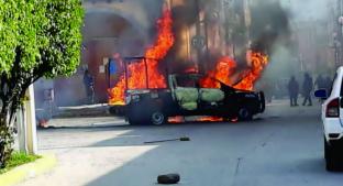Jóvenes protestan de manera violenta y queman patrullas, en Jerécuaro. Noticias en tiempo real