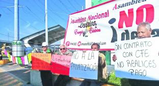Protestan por cobros excesivos en recibos de luz, en Toluca . Noticias en tiempo real