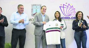 Cuauhtémoc Blanco se reúne con la subcampeona mundial Sub 17. Noticias en tiempo real