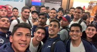 Chivas llega a Emiratos Árabes para Mundial de Clubes. Noticias en tiempo real