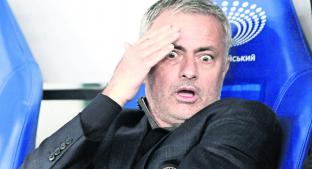 Manchester United despide a Mourinho tras malos resultados en la Champions. Noticias en tiempo real