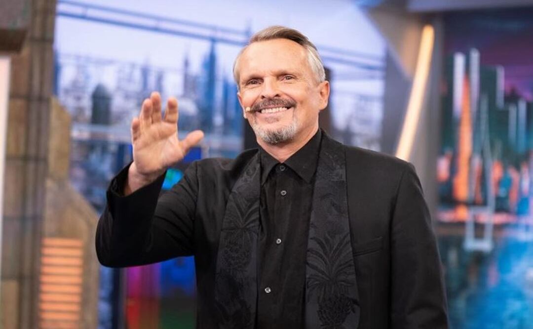 Miguel Bosé estaría estrenando romance con famoso cantante español, mucho menor que él