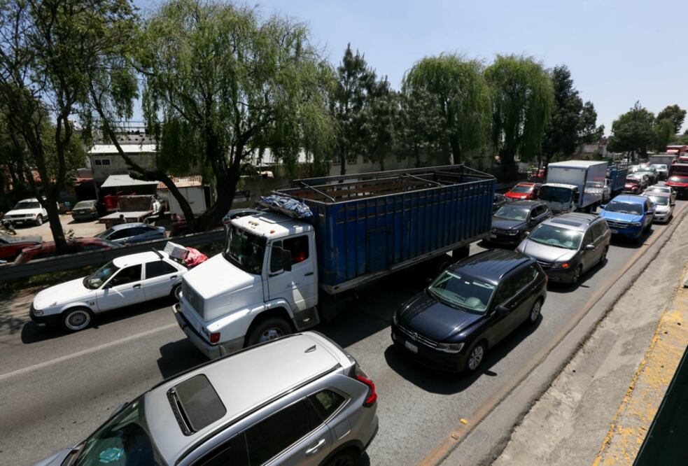 Tráfico en la CDMX (Foto: Cuartoscuro)