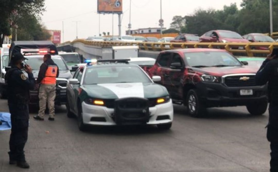 Frente a varias cámaras, tráiler atropella y mata a mujer ciclista este martes en CDMX