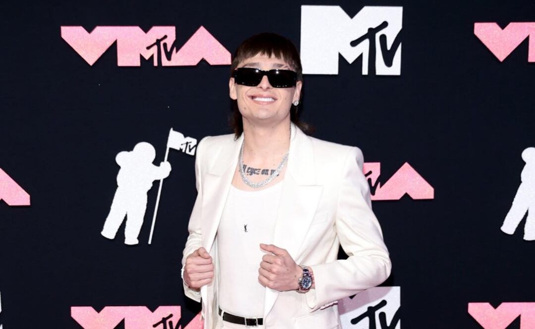 Peso Pluma anuncia su tour Éxodo y en Argentina lo quieren “desplumar”