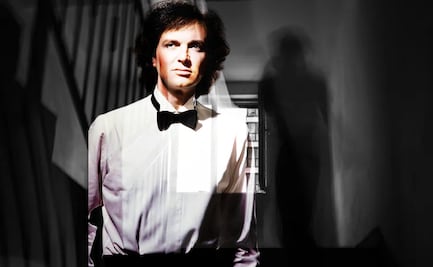 Fallece mujer y con hechos paranormales involucra al cantante Camilo Sesto