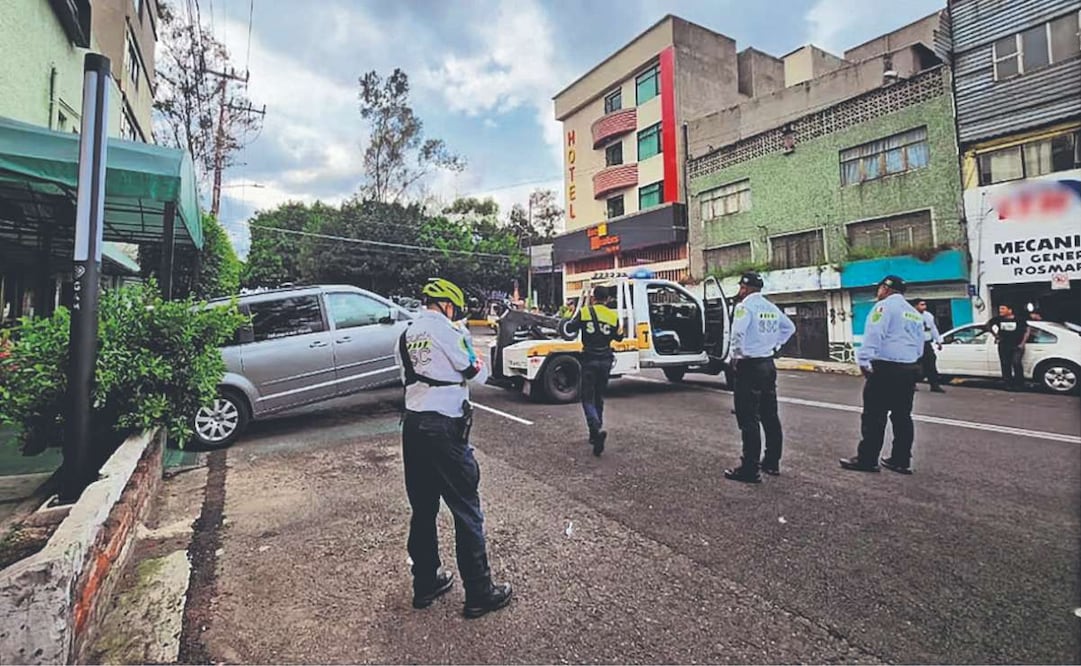 Se acabó el abuso en la ciclovía de Eje 3, SSC aplica multas y manda motos al corralón
Foto: Especiales