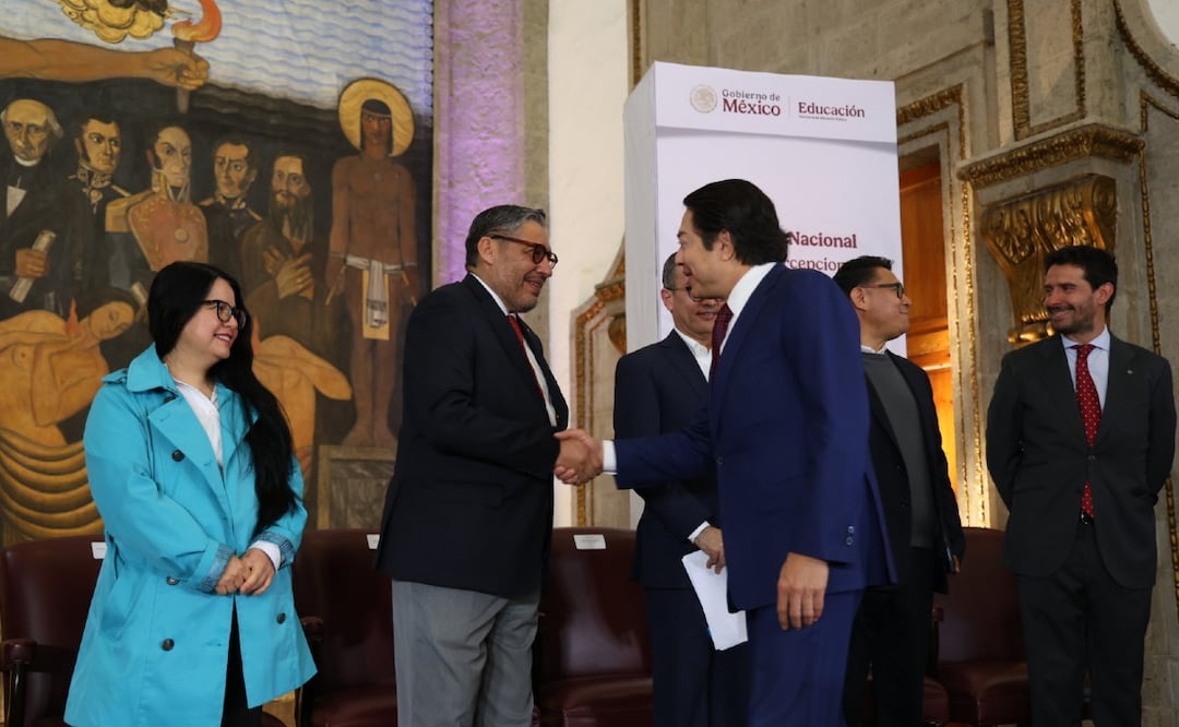 SEP: Más de 60% de alumnos y profesores de bachillerato usan IA
Imagen: X @Mario_Delgado