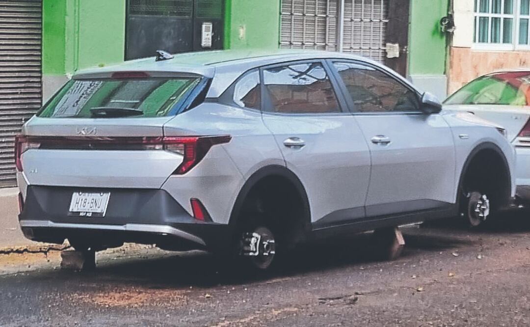 Mercado negro de autopartes crece ante precios imposibles en agencias. Foto: (Especial)