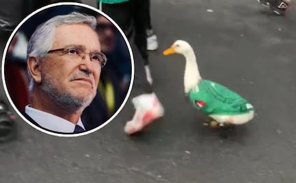 El SAT ya investiga al Pato Merlín y las cuentas de su familia, Salinas Pliego lo invitó al estadio