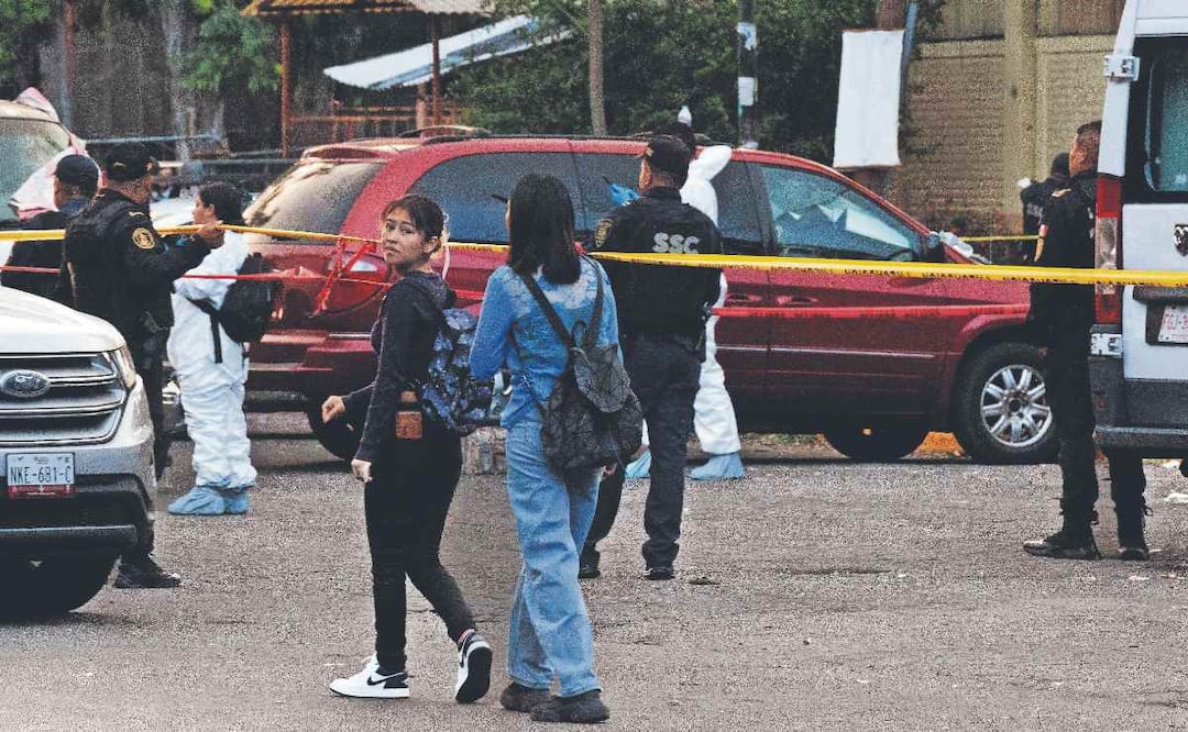 Balacera en Azcapotzalco deja un hombre muerto arriba de su troca. Foto: (Osmar Alvarado. El Gráfico)