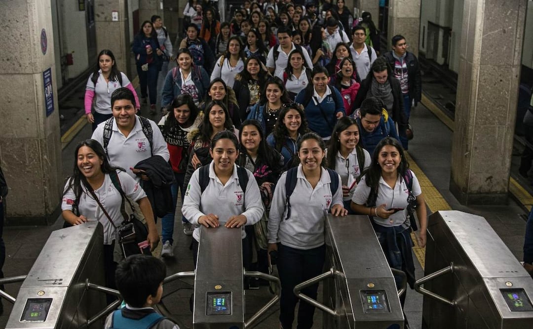 Segundo periodo de registro Beca Universitaria para Transporte y Más: Requisitos y pasos a seguir. Foto: (IA)