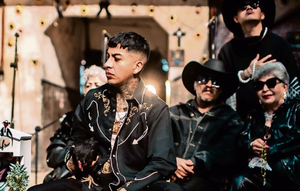 El mensaje oculto que Eme Malafe dejó tatuado en su disco "La Capital" (Foto: Cortesía)