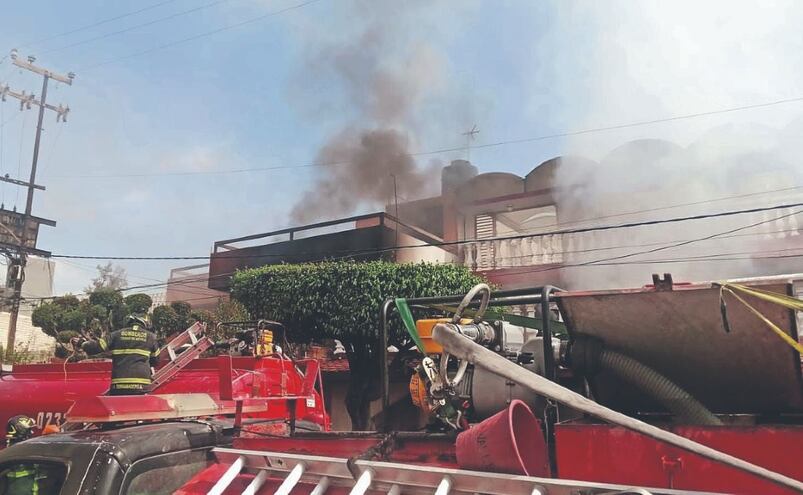 Explosión e incendio en Lindavista: 3 heridos y 35 evacuados tras accidente con pipa