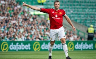 Michael Carrick toma el mando del United tras el despido de Amorim