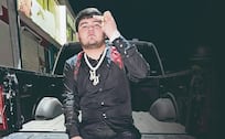 ¡De cantar a esquivar balas! Atacan a “El Mayor de los Ranas” en Culiacán