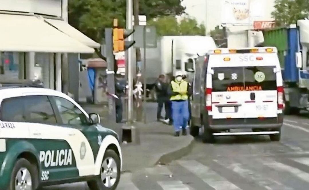 Custodios confunden a mujer con asaltante y le dan tremendo rozón, en Azcapotzalco