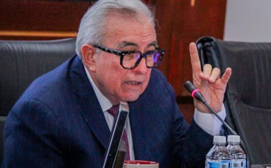 ¿Qué está pasando con Rocha Moya? Extradición en duda y acusaciones sin pruebas (Foto: Facebook)