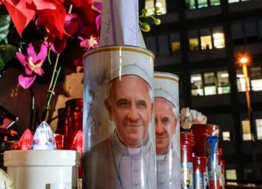 Papa Francisco: Tras crisis respiratoria le ponen oxígeno al santo pontífice