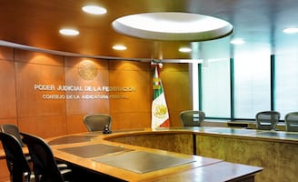 Exhiben a funcionarios del Órgano de Administración Judicial por recibir "moches" a cambio de contratos 