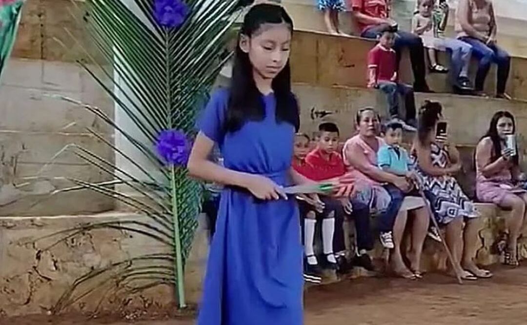 Organizan ceremonia de graduación a la única niña que salió de sexto, en Chiapas