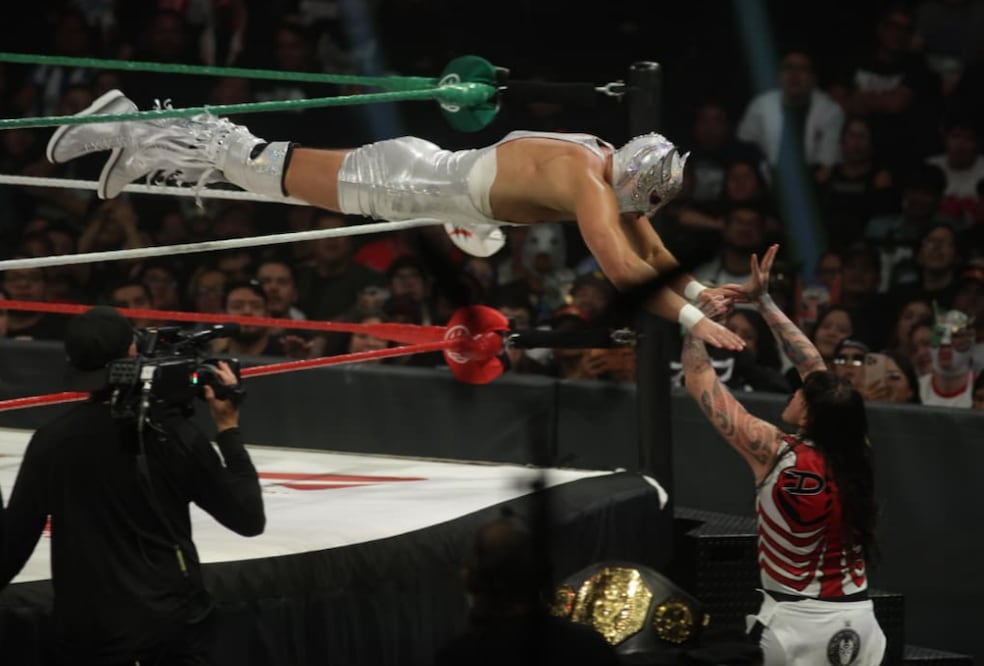 El Grande Americano destrona a Dominik Mysterio y conquista el Megacampeonato AAA (Foto: Carlos Mejía)