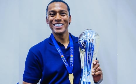 De la “muertinha” a la gloria: Joel Huiqui revive a Cruz Azul y conquista la décima