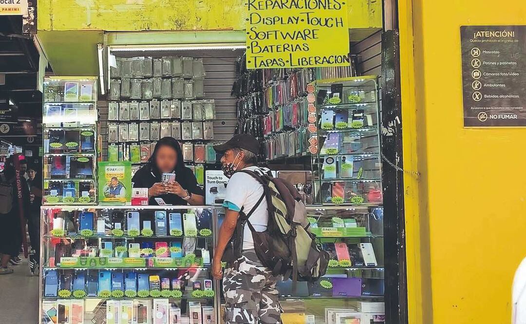 Continúa venta de celulares robados en Eje Central, pese a operativos policiacos