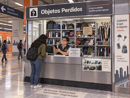 Del vagón a objetos perdidos: ¿Qué pasa con todo lo que los usuarios olvidan en el Metro?