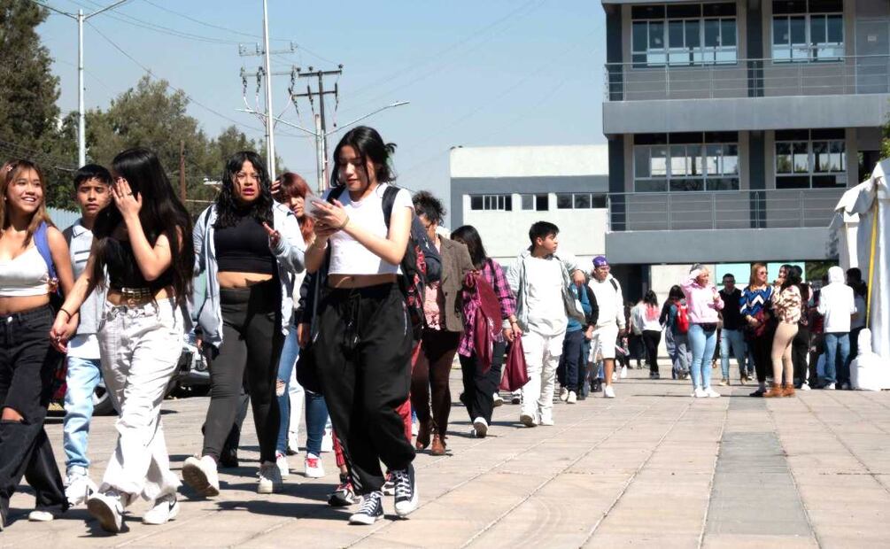 Foto: Cuartoscuro (Estudiantes de la Universidad Nacional Rosario Castellanos)