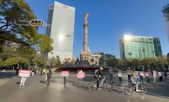 Protesta en Reforma destapa crisis por animales hacinados en refugio de Cuajimalpa