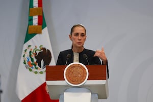 ¿Te perdiste La Mañanera? Sheinbaum habló de aranceles, la UNAM, tala clandestina, cárceles y el Plan Oriente