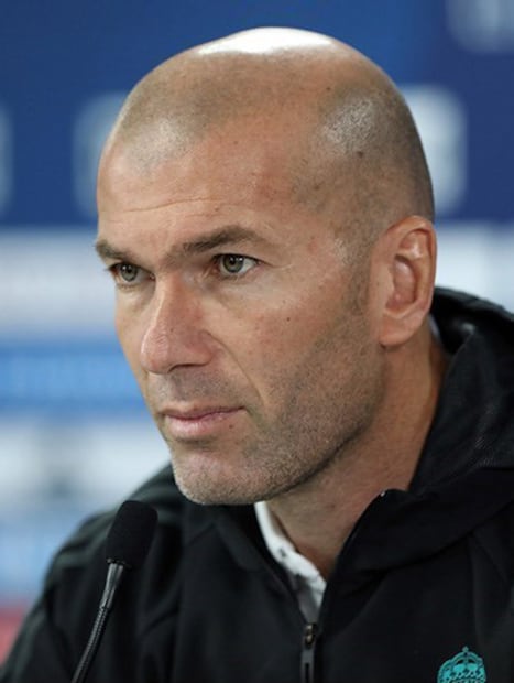 Zidane
De cracks a cerebros, las leyendas se juegan todo rumbo al Mundial 2030
Foto: Redes Sociales