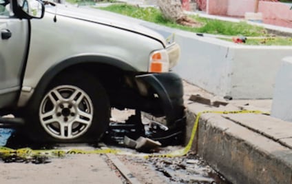 Familia vive tragedia al salir de misa: Mujer muere en camioneta que manejaba su hermana en CDMX
