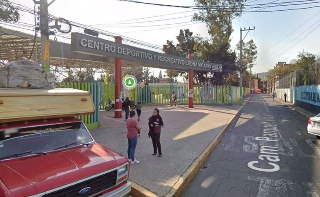 Al salir de una cascarita, le rajan el cuello a un chavo y lo matan para robarle su iPhone