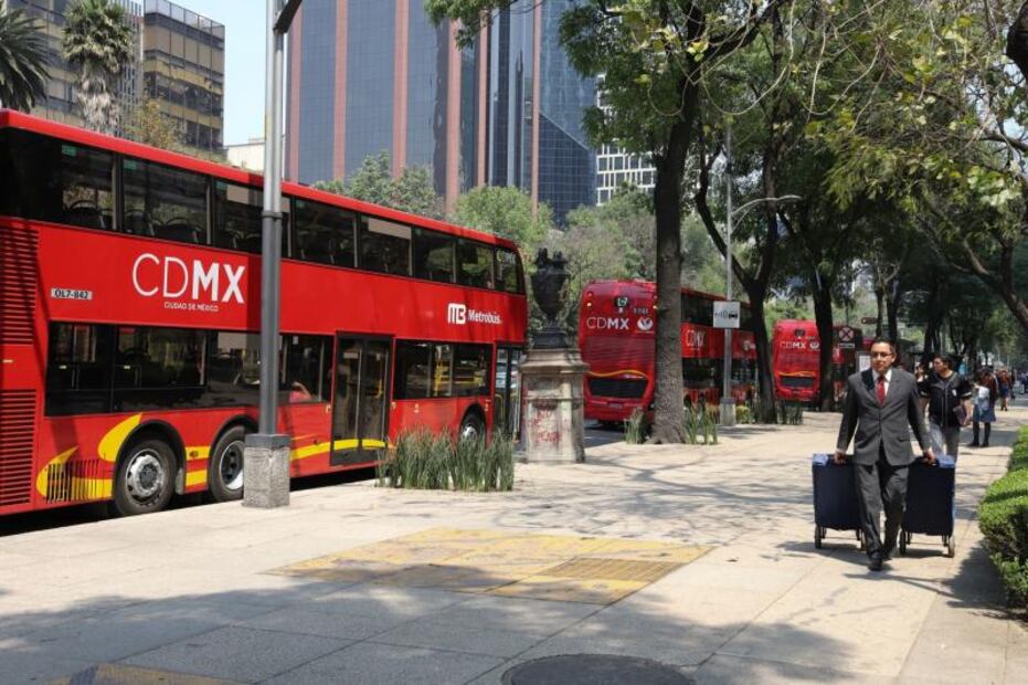 643295_bloqueo_metrobus_reforma-4_web.jpg