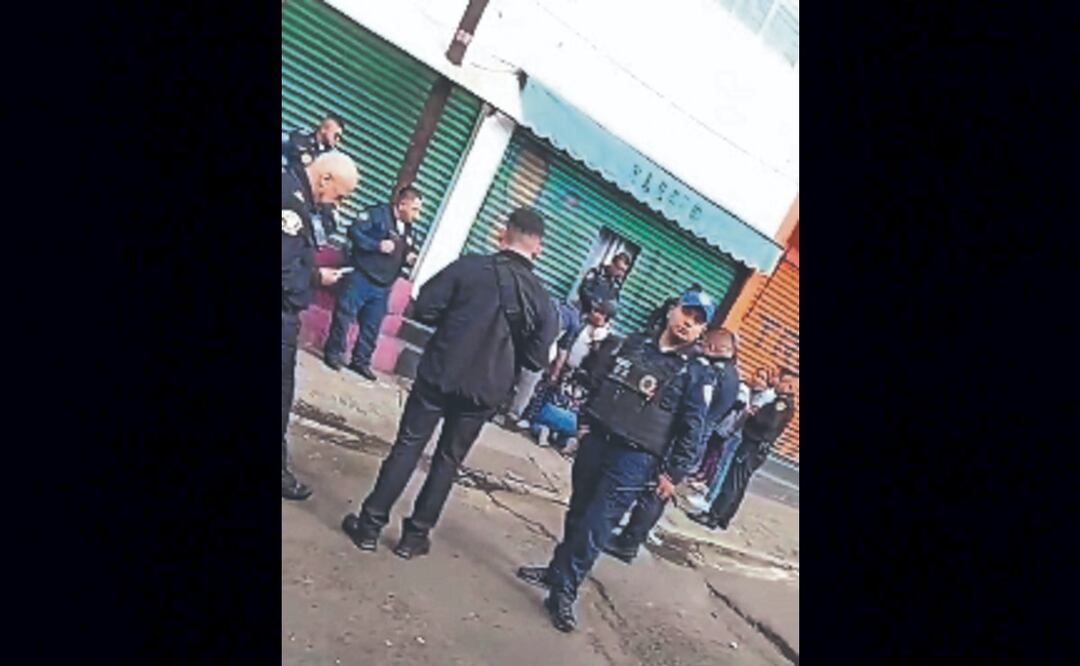Rapan de la vida a barbero, abrió su negocio y lo recibieron a tiros en Xochimilco
Imagen: Especial