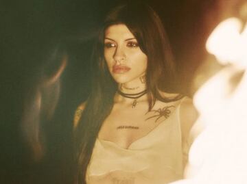 ¿La dejó en evidencia? Cazzu evita a la prensa luego del mensaje del abogado de Christian Nodal