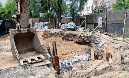 Vecinos viven con miedo por el enorme socavón en la GAM